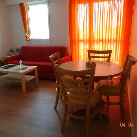 Chaleureux Studio Cabine Ty Avel Apartment *